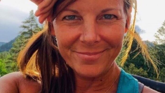 scent-of-human-remains-found-on-land-owned-by-missing-mom-suzanne-morphew’s-husband:-reports