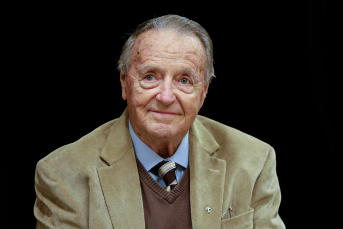 bobby-bowden-says-he-is-improving-after-contracting-covid-19