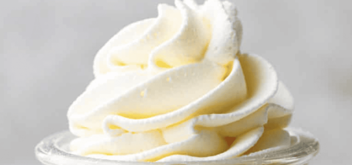 stabilized-whipped-cream