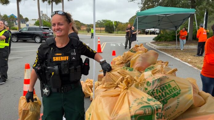 community-food-distribution-aimed-at-helping-pasco-families